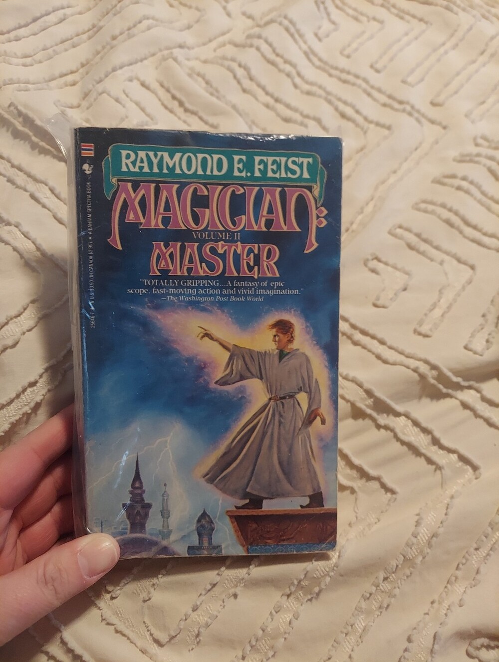 Magician: Master Volume II Raymond E Feist Vintage Fantasy Paperback Bantam Book